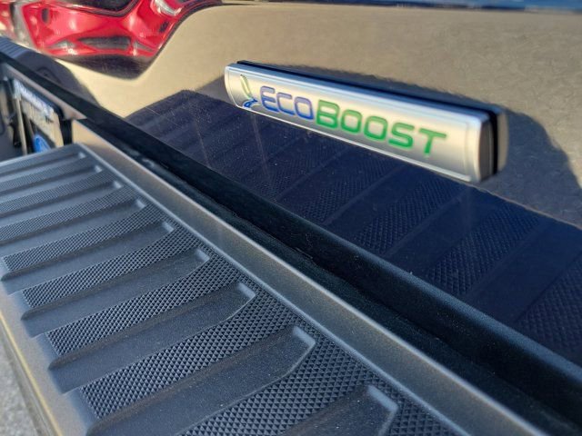 Certified 2022 Ford F150 Platinum w/ Equipment Group 701A High image 14