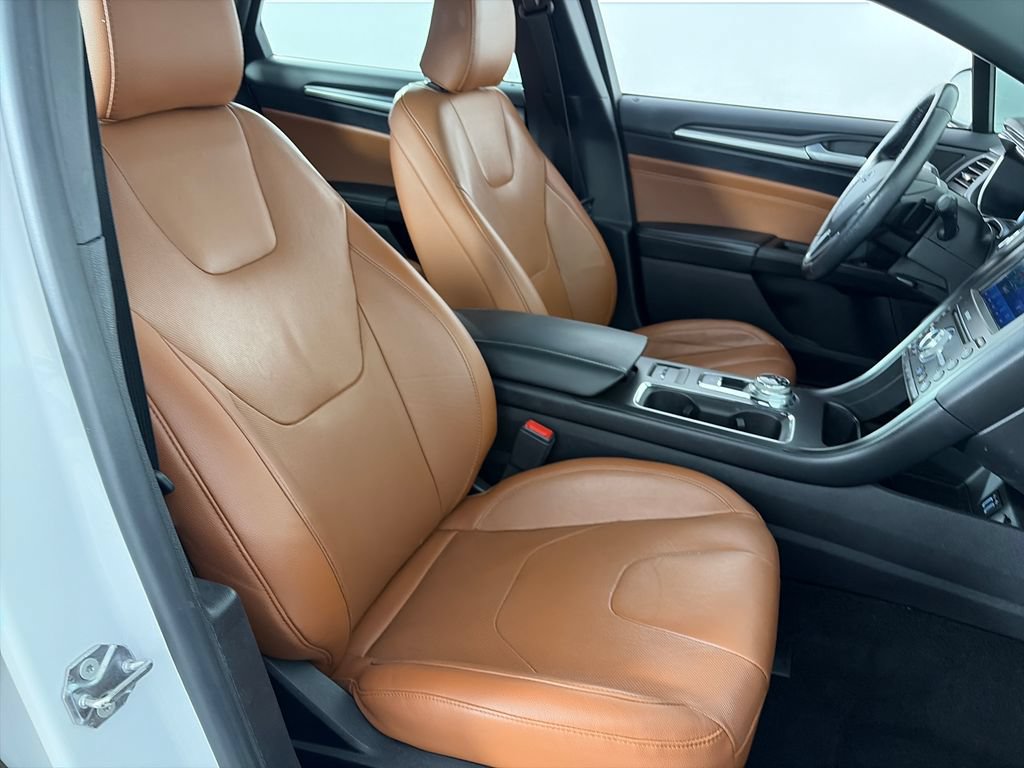 Certified 2020 Ford Fusion Titanium FWD image 31