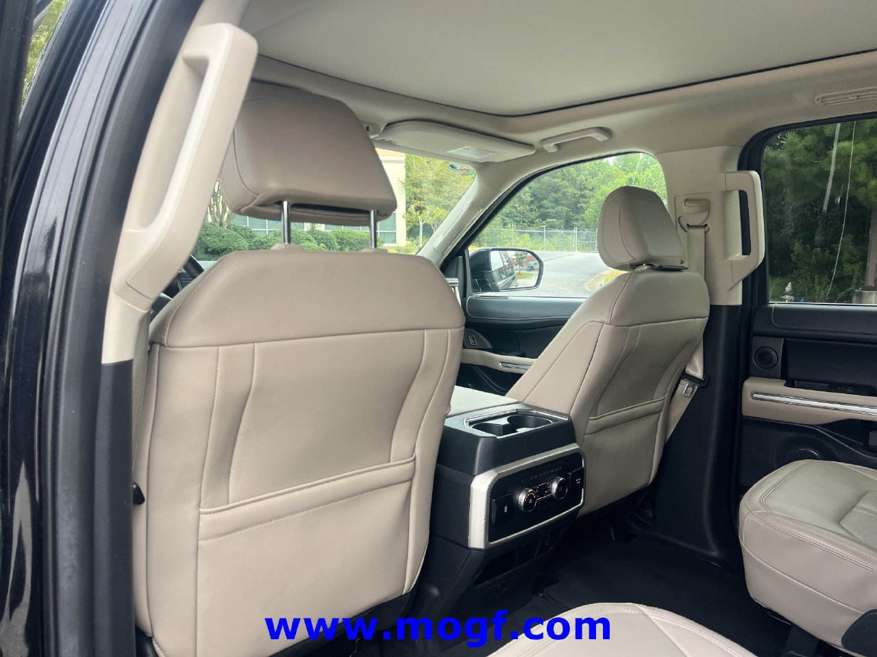 Certified 2024 Ford Expedition Limited AWD/4WD image 22