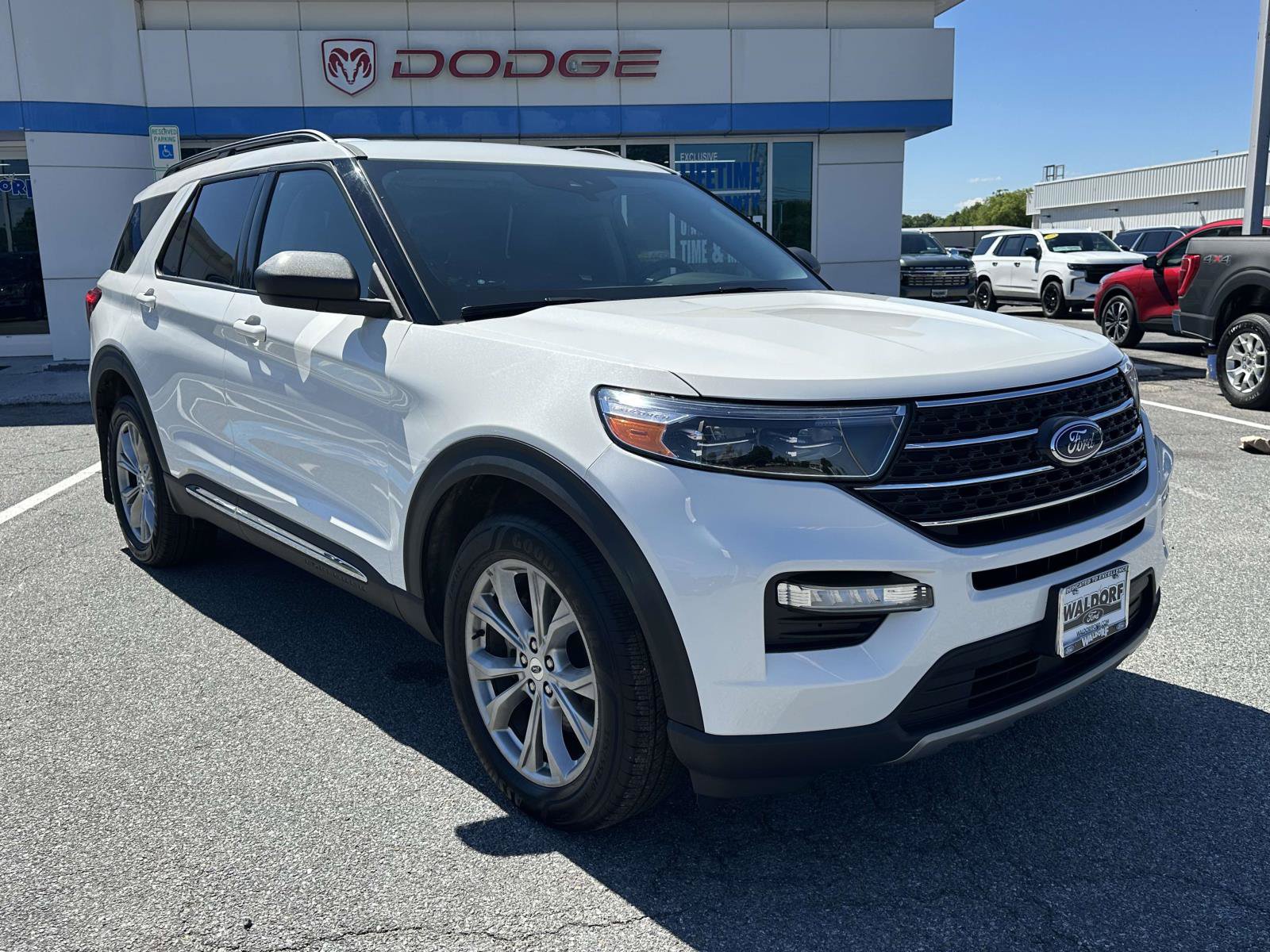 Certified 2022 Ford Explorer XLT w/ Equipment Group 202A