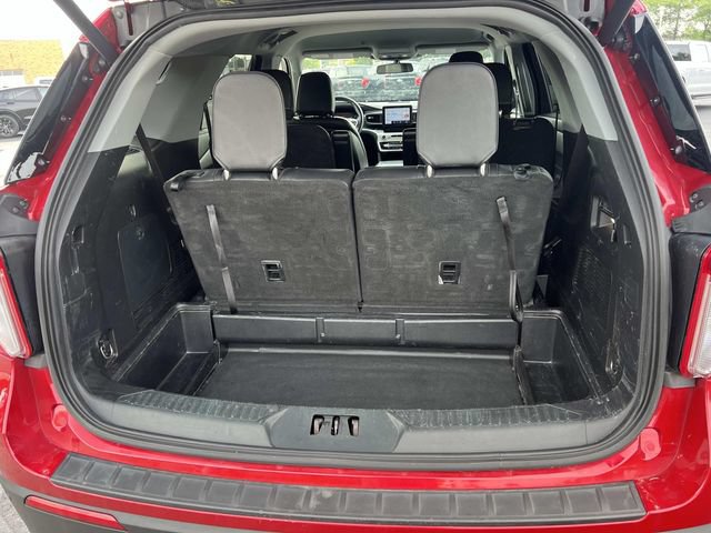 Certified 2020 Ford Explorer XLT w/ Equipment Group 202A AWD/4WD image 10