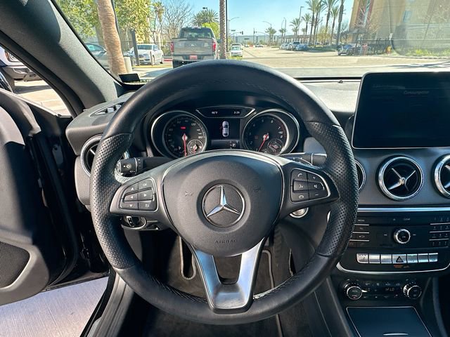 Used 2019 Mercedes-Benz CLA 250 image 12