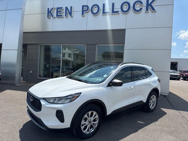 Certified 2024 Ford Escape Active w/ Tech Pack #1 AWD/4WD image 2