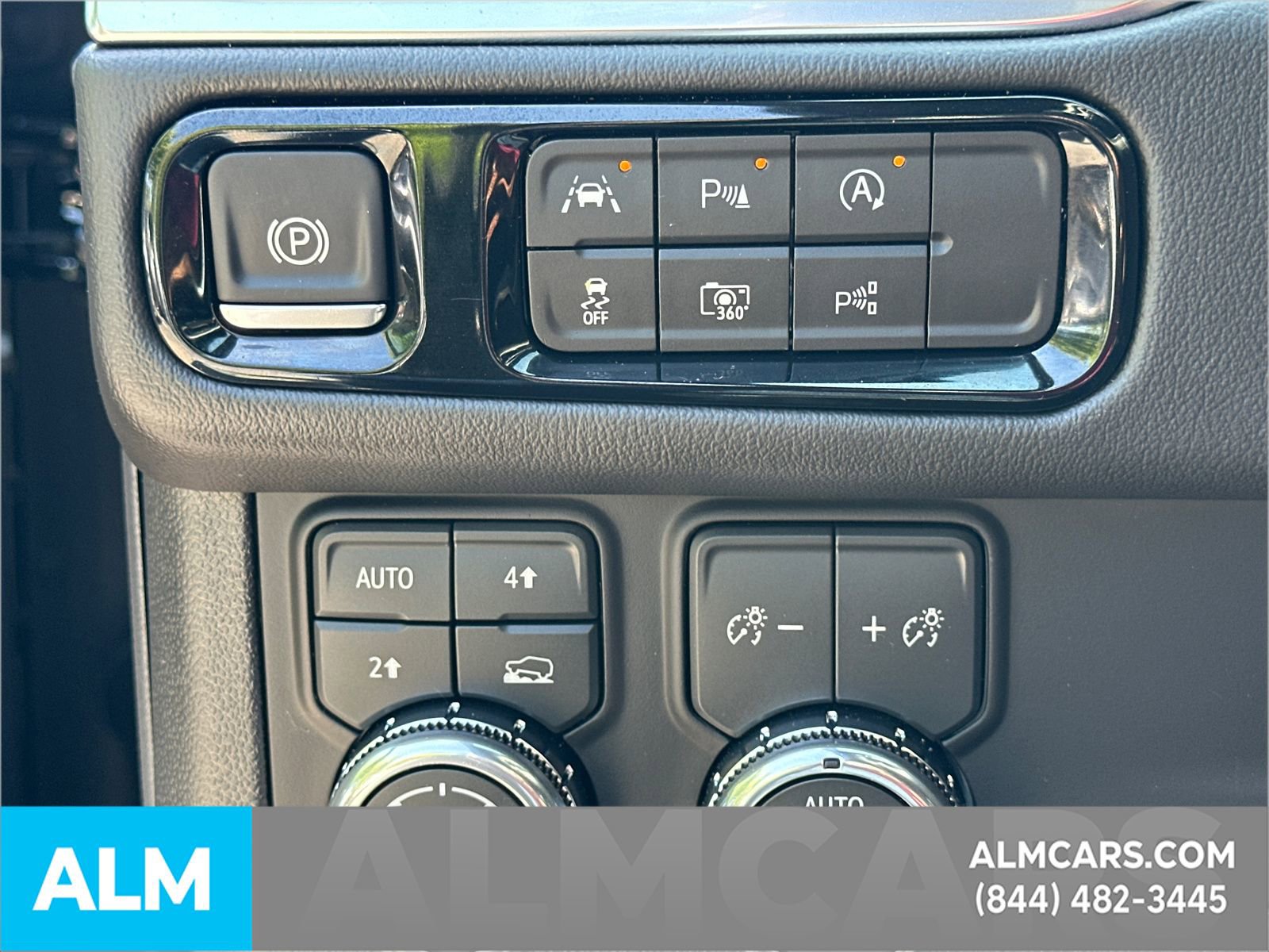Used 2026 GMC Yukon XL Elevation AWD/4WD image 37