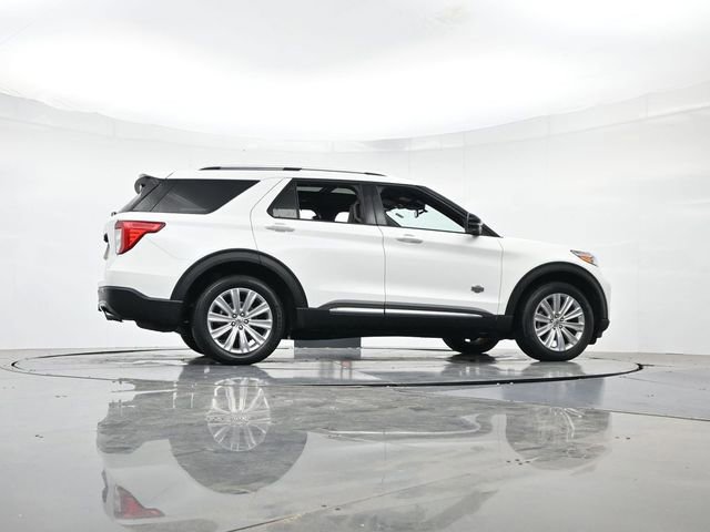 Certified 2023 Ford Explorer King Ranch w/ Technology Package AWD/4WD image 34