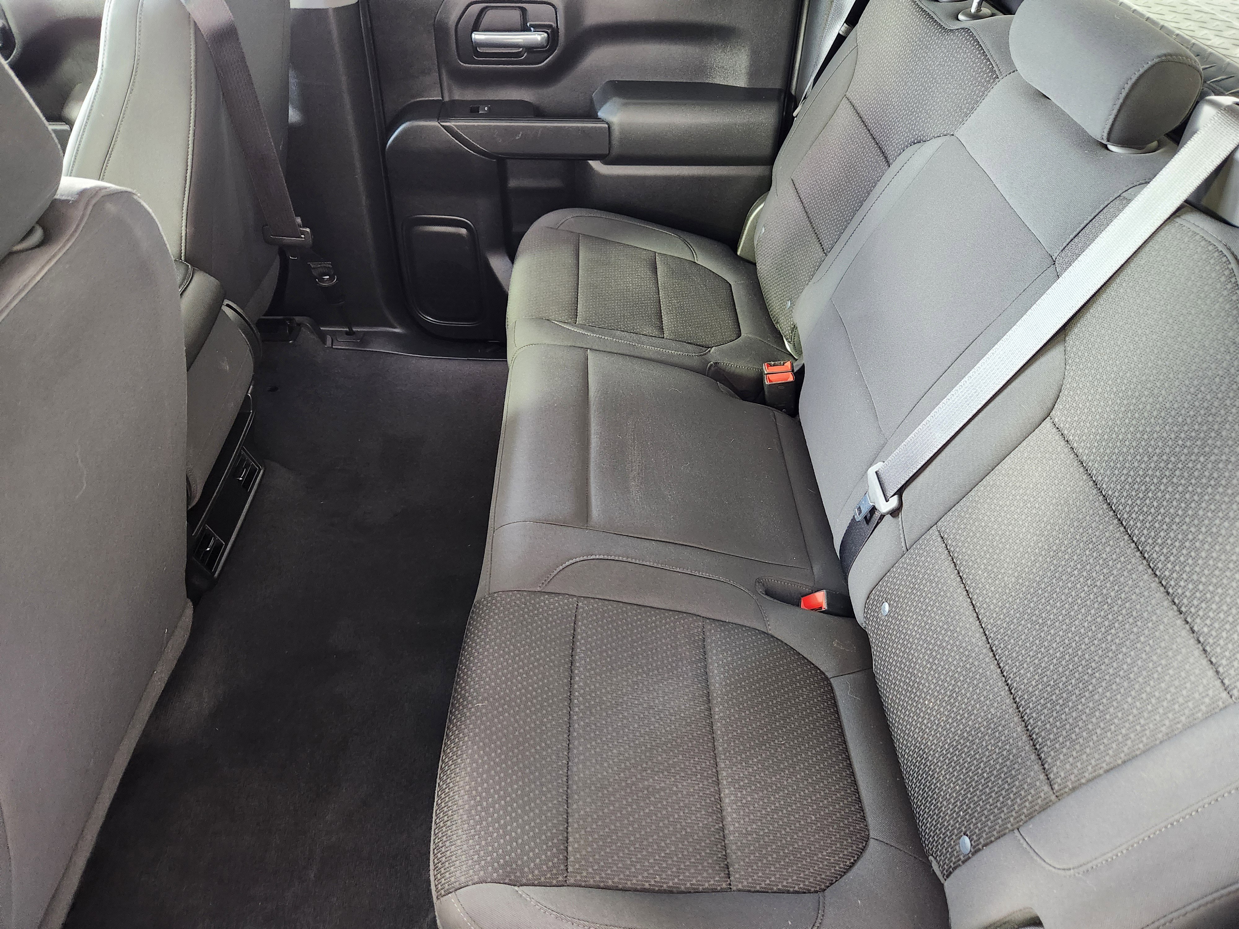 Used 2020 Chevrolet Silverado 1500 Custom w/ Custom Value Package image 14