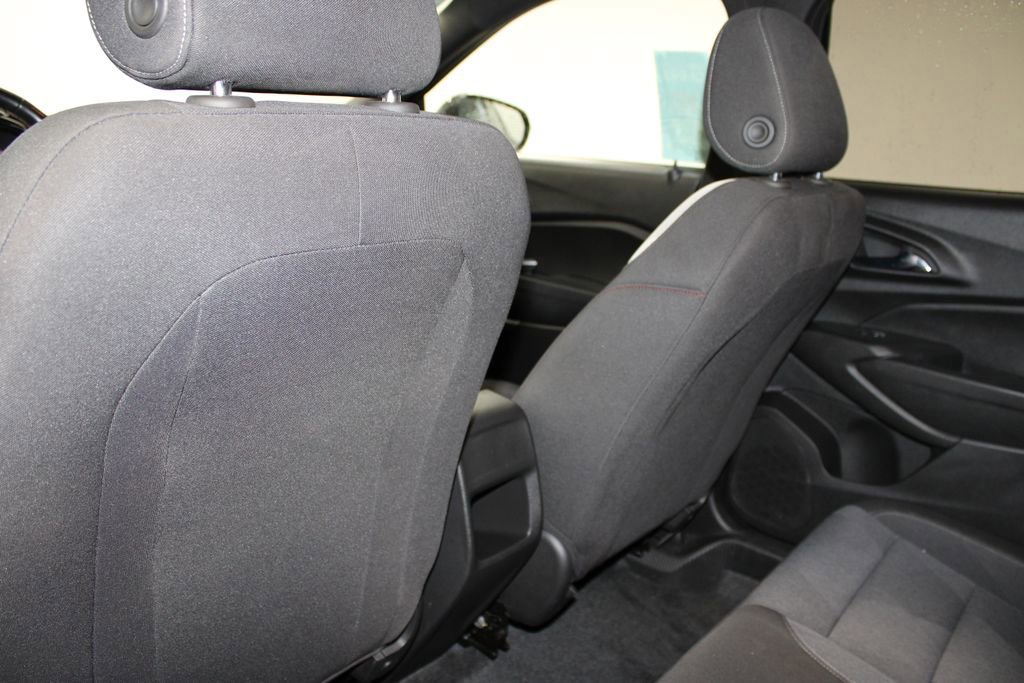 Used 2024 Chevrolet Trax RS w/ Driver Confidence Package image 24