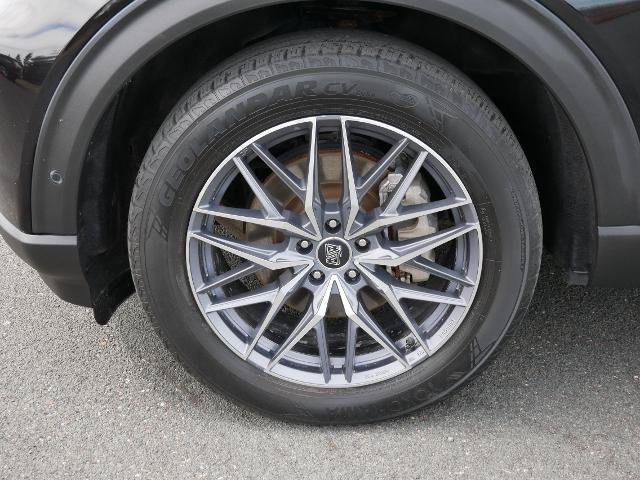 Certified 2020 Ford Explorer Platinum w/ Premium Technology Package AWD/4WD image 9