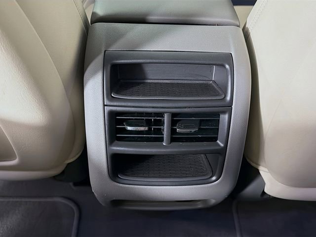 Used 2019 Cadillac XT5 Luxury image 32