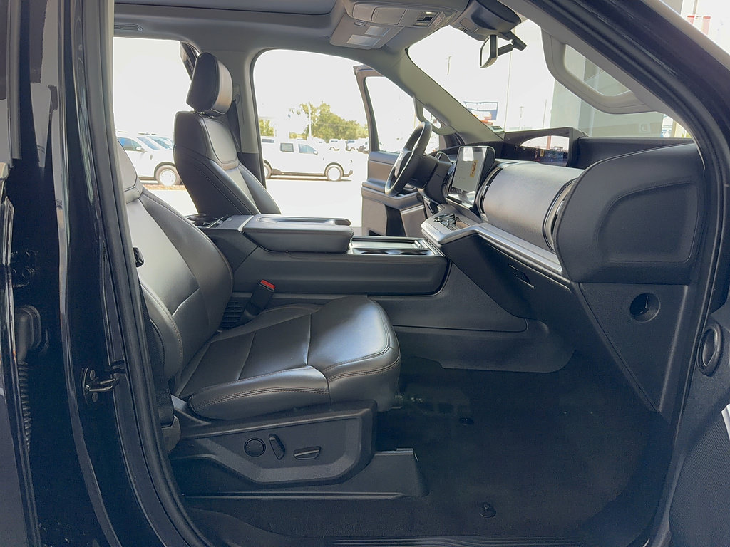 Certified 2025 Ford Expedition Active RWD image 14