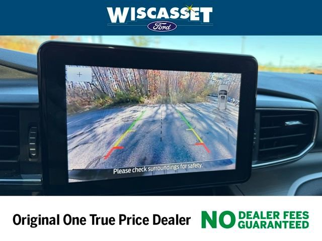 Certified 2022 Ford Explorer XLT w/ Equipment Group 202A image 11