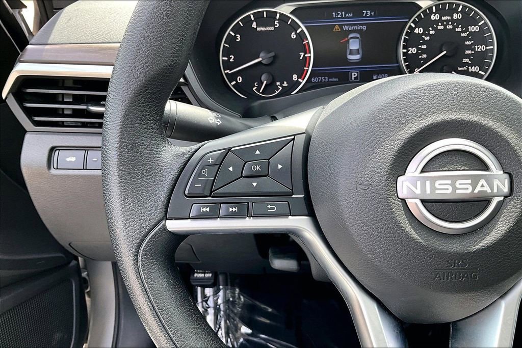 Used 2024 Nissan Altima 2.5 SV FWD image 17