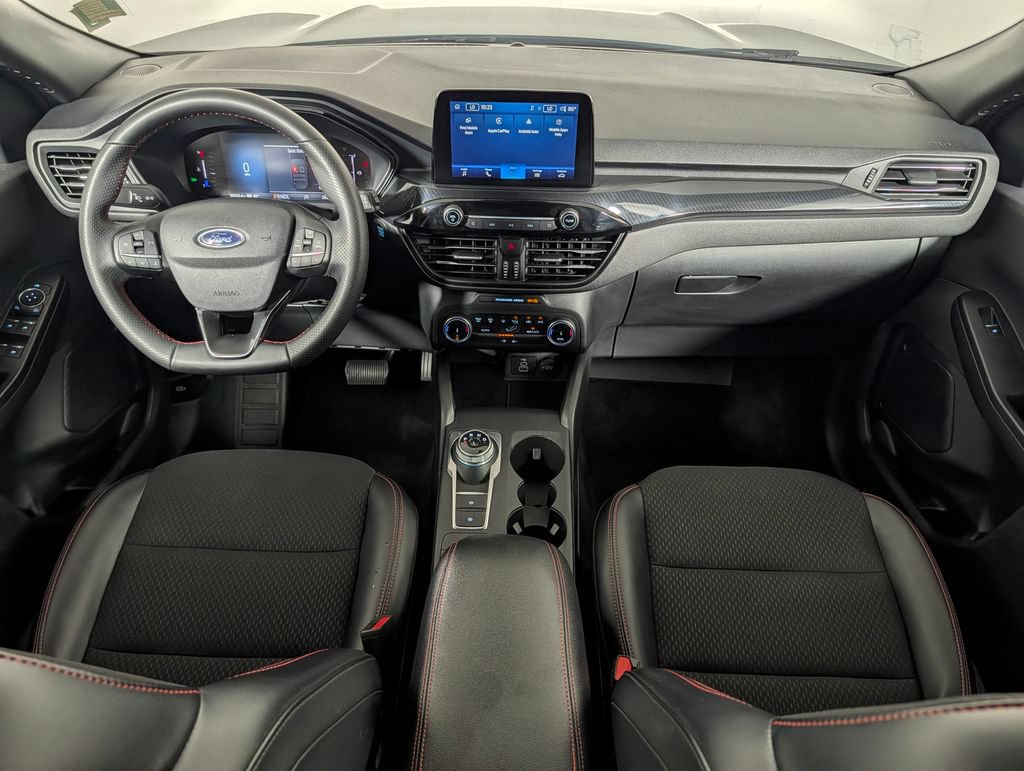 Certified 2025 Ford Escape ST-Line FWD image 13