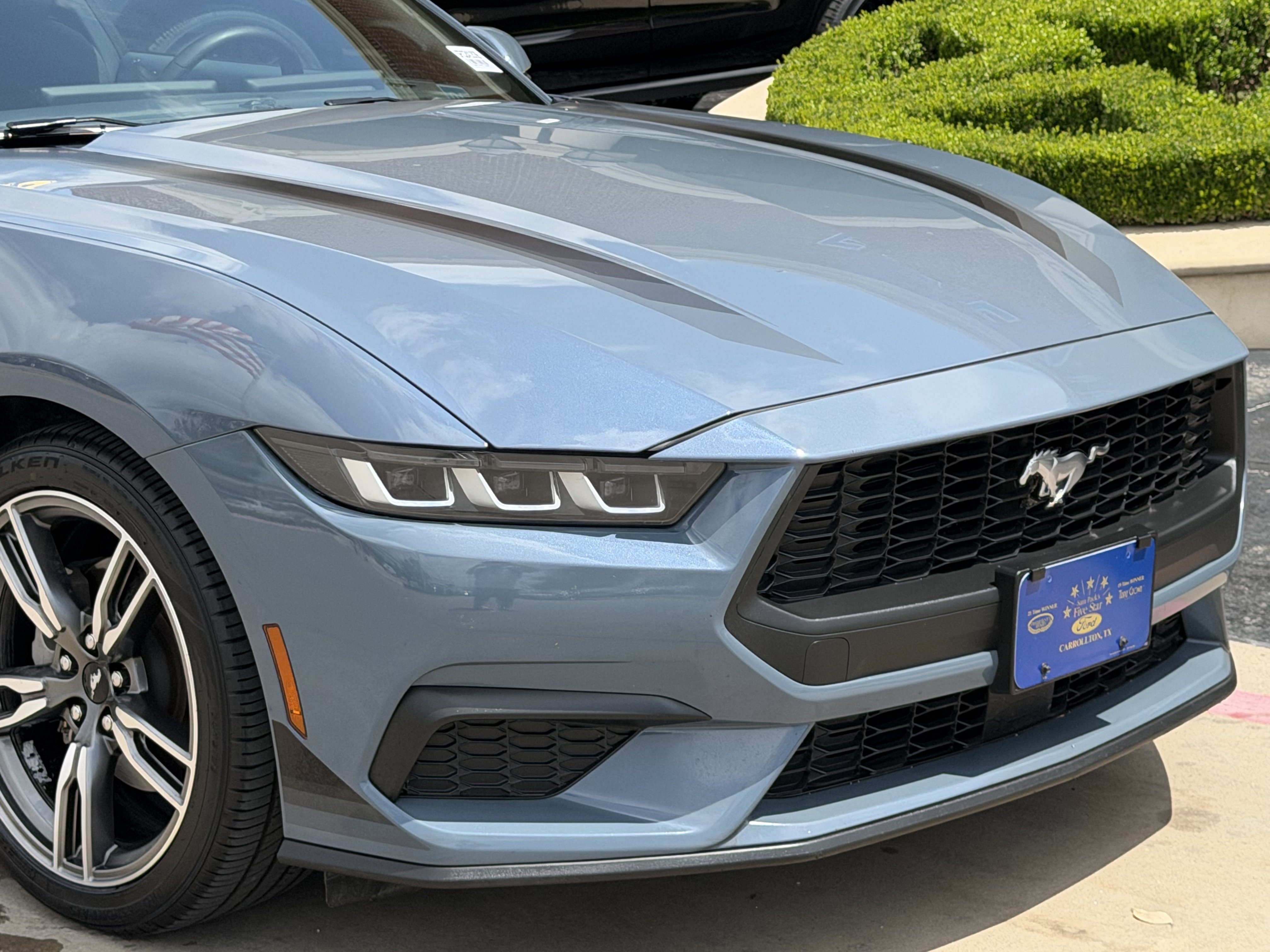Certified 2024 Ford Mustang Coupe RWD image 10