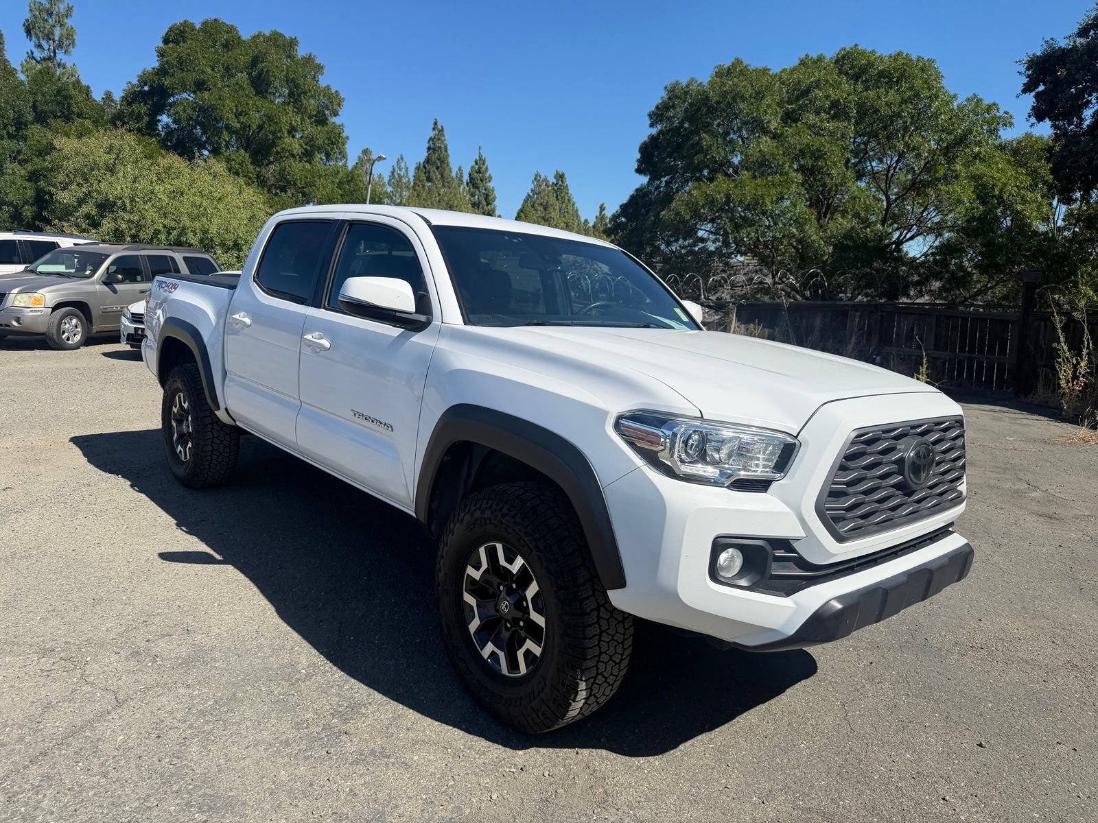 Used 2021 Toyota Tacoma TRD Off-Road w/ Technology Package AWD/4WD image 7