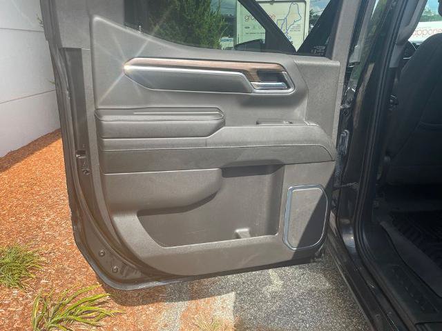 Used 2024 Chevrolet Silverado 1500 LT AWD/4WD image 22