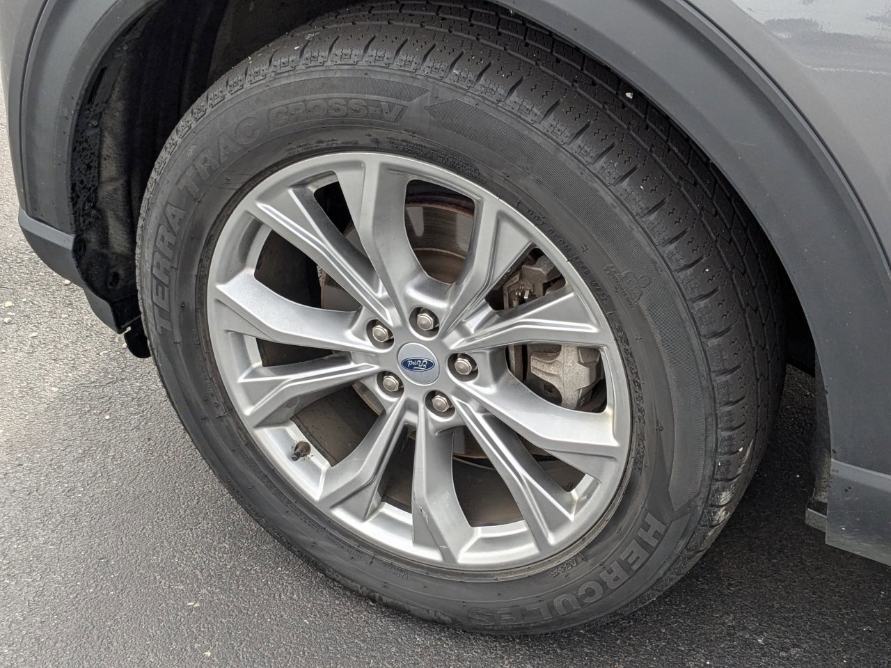 Certified 2021 Ford Explorer Limited w/ Equipment Group 301A image 11