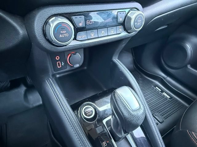 Used 2020 Nissan Kicks SR w/ SR Premium Package FWD image 27