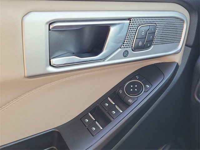 Certified 2020 Ford Explorer Limited w/ Class III Trailer Tow Package image 17