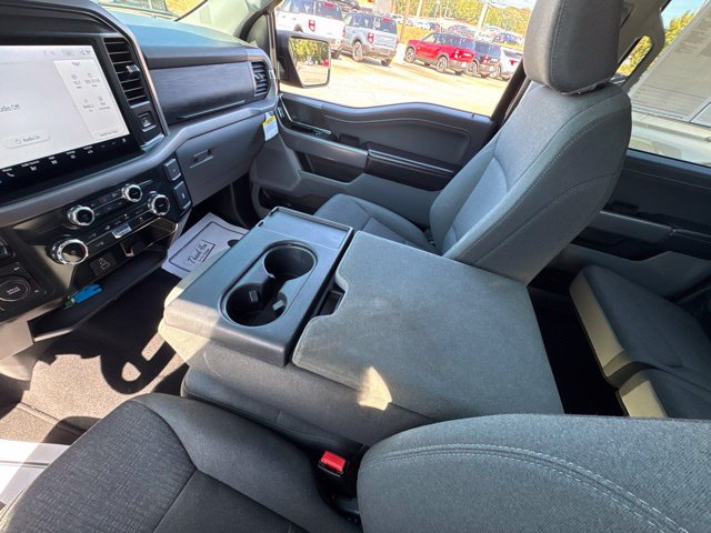 Certified 2025 Ford F150 XLT w/ Equipment Group 301A Standard AWD/4WD image 19