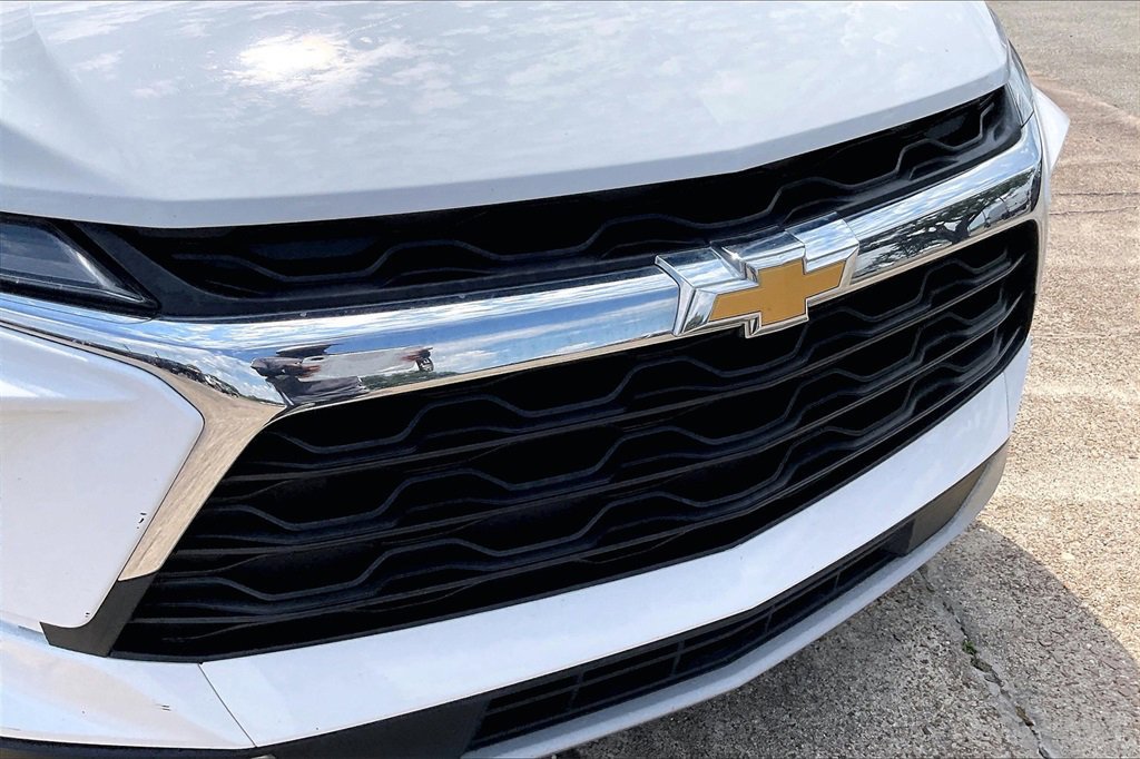 Used 2023 Chevrolet Blazer LT image 34