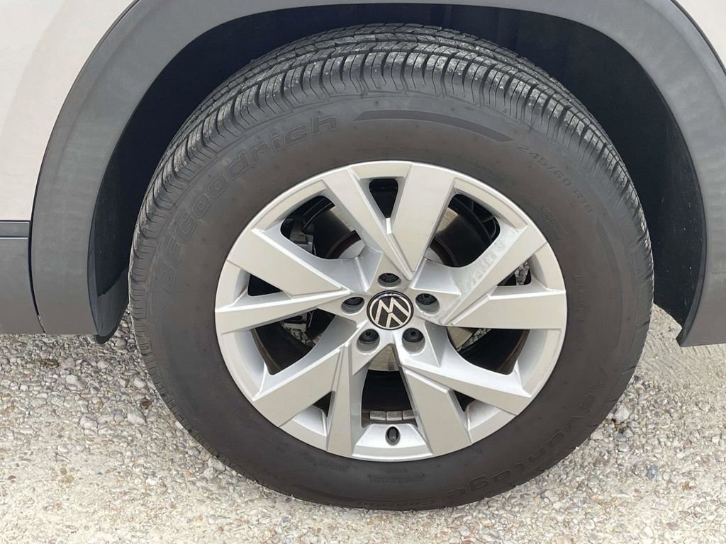 Used 2020 Volkswagen Atlas Cross Sport S FWD image 9