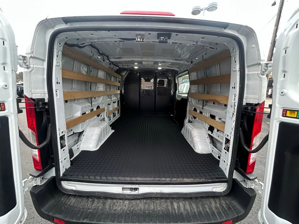 Certified 2024 Ford Transit 250 Low Roof w/ Exterior Upgrade Package image 7