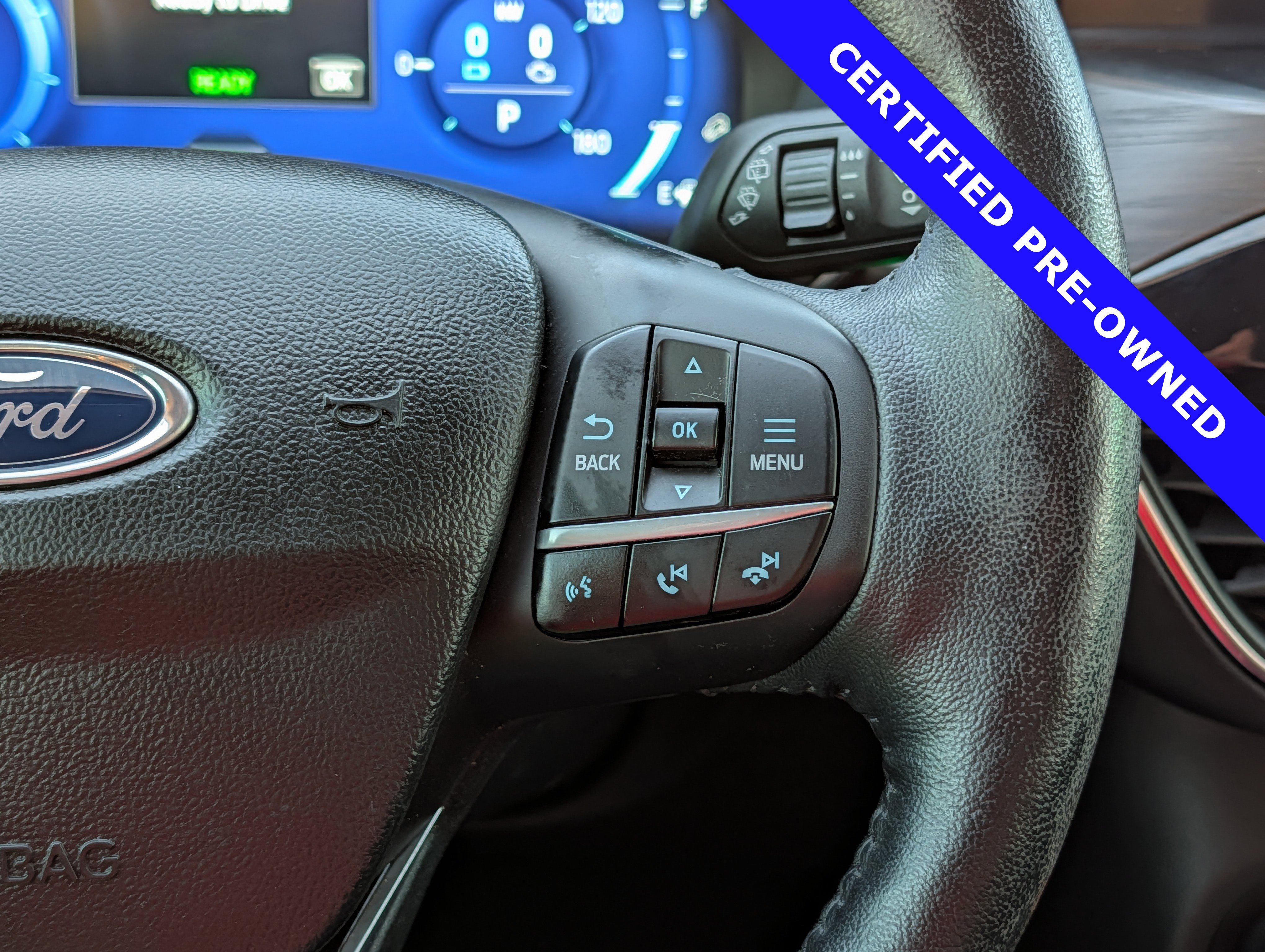 Certified 2020 Ford Escape Titanium image 25