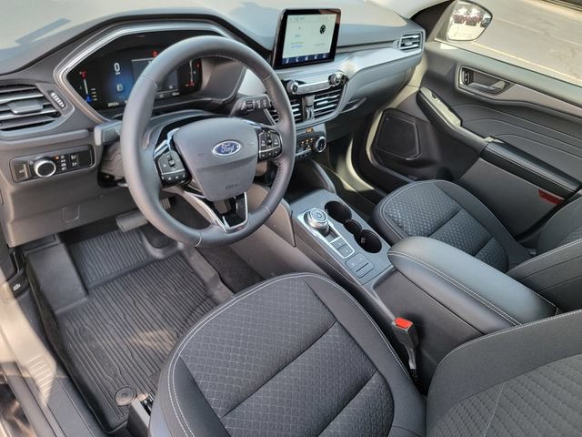 Certified 2024 Ford Escape Active AWD/4WD image 19
