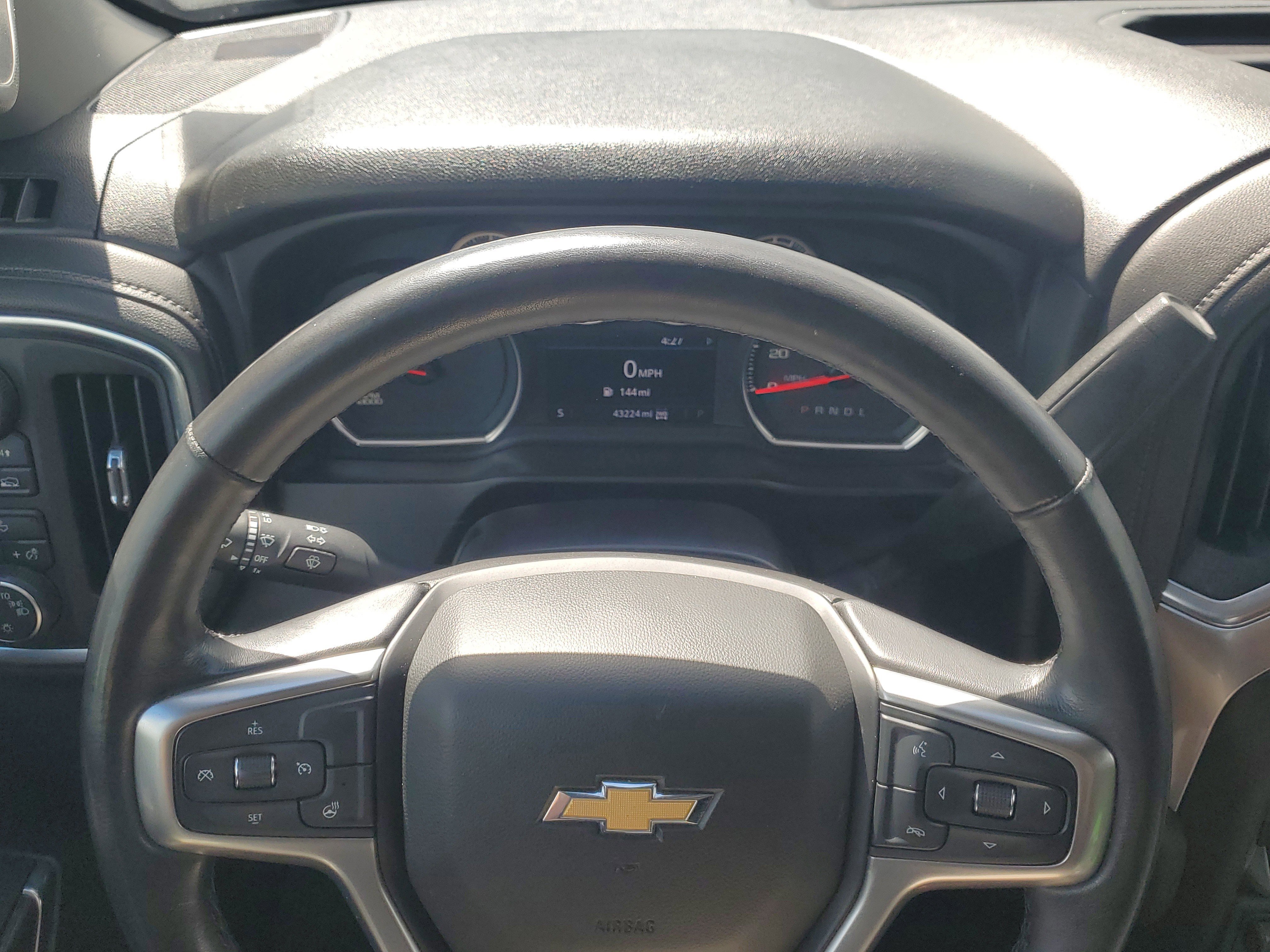 Used 2020 Chevrolet Silverado 1500 LT w/ All-Star Edition image 22