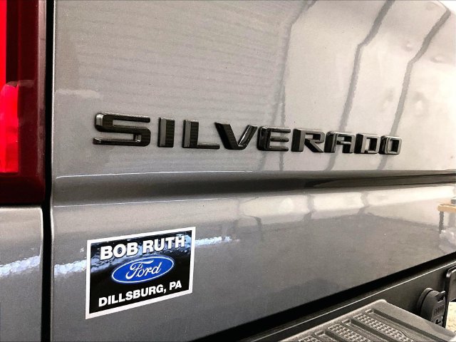 Used 2021 Chevrolet Silverado 1500 Custom w/ LPO, Dark Essentials Package AWD/4WD image 13