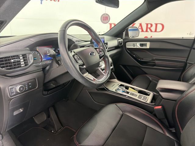 Certified 2022 Ford Explorer ST-Line image 12