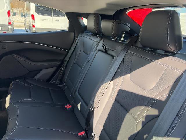 Certified 2025 Ford Mustang Mach-E Premium image 30