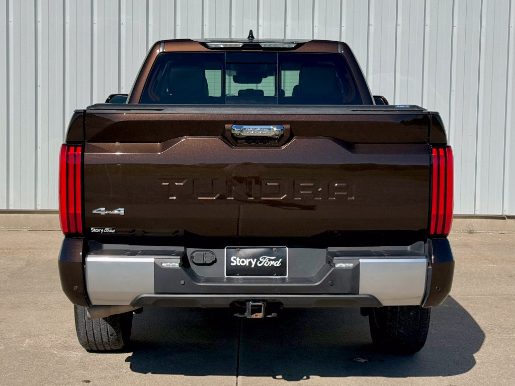Used 2023 Toyota Tundra Limited AWD/4WD image 5