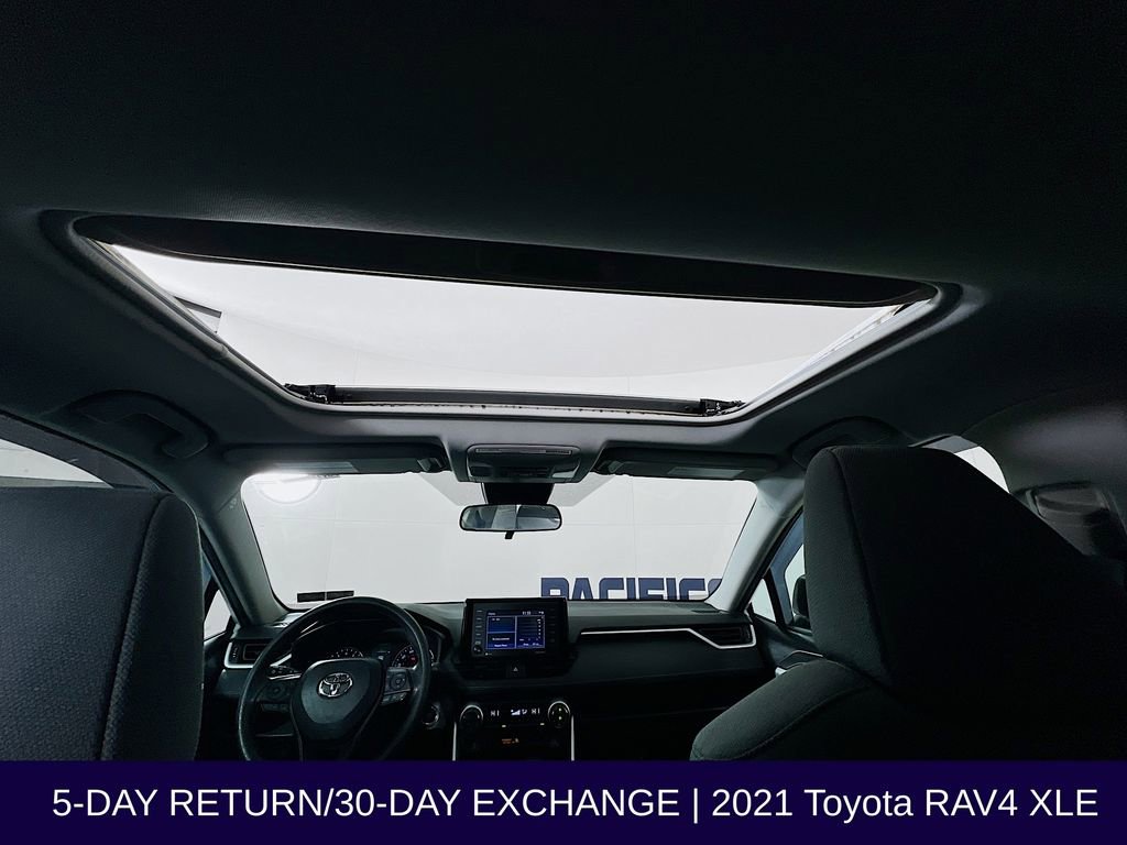 Used 2021 Toyota RAV4 XLE image 35