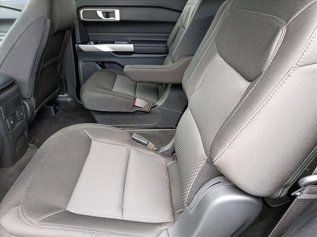 Certified 2023 Ford Explorer XLT RWD image 16