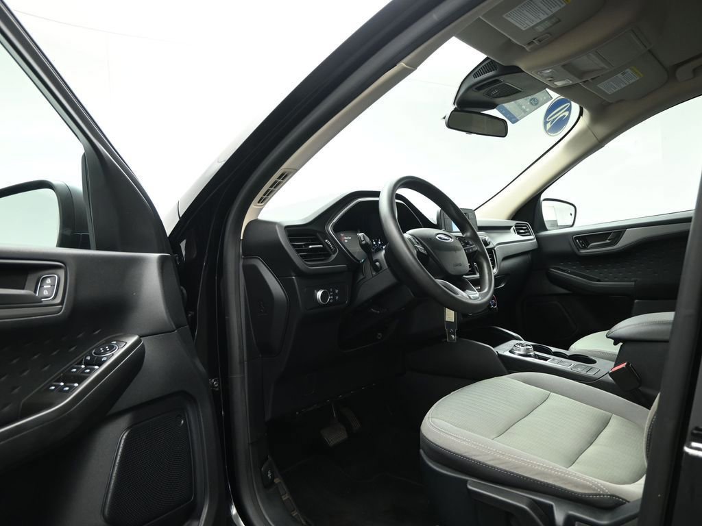 Certified 2020 Ford Escape S FWD image 36