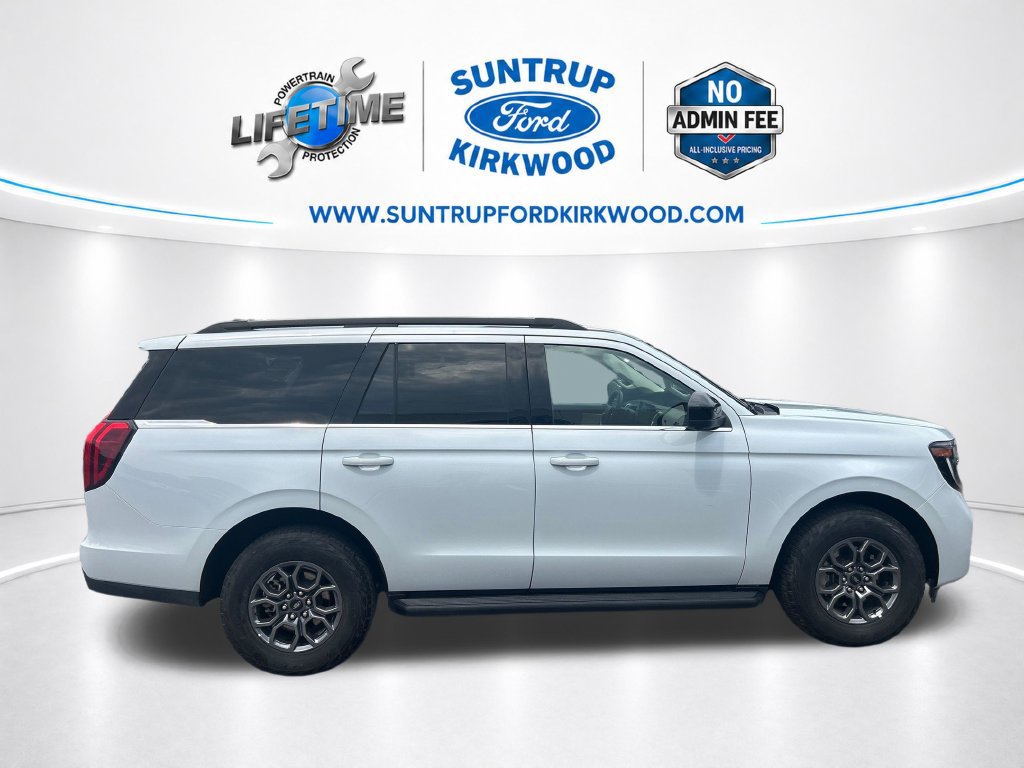 Certified 2025 Ford Expedition Active AWD/4WD image 8