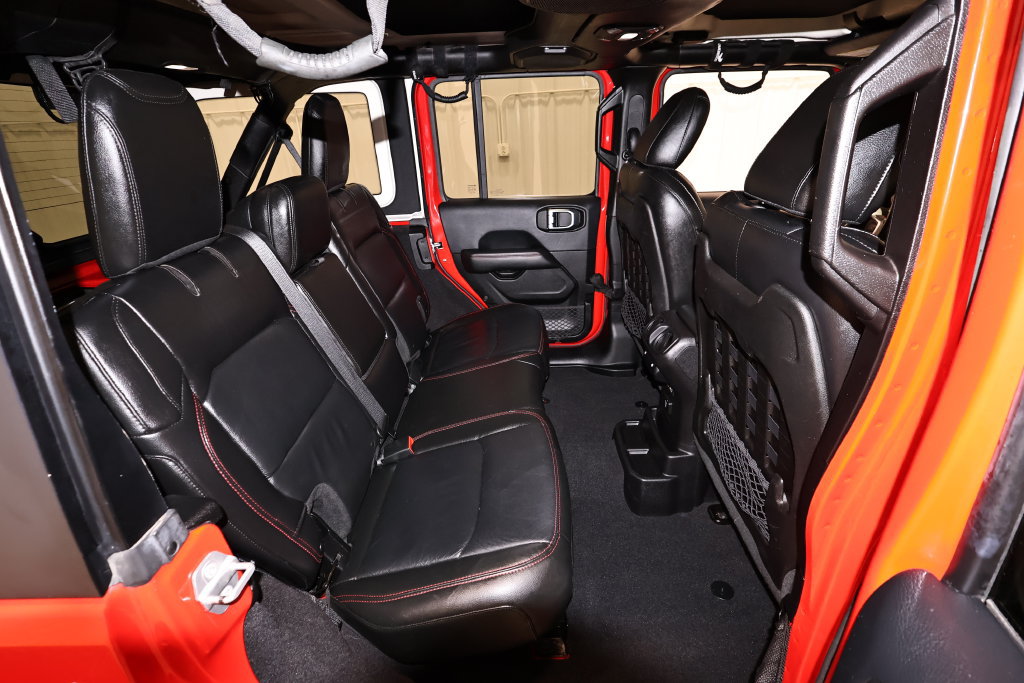 Used 2018 Jeep Wrangler Unlimited Rubicon AWD/4WD image 18