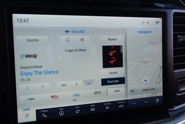 Certified 2023 Ford F150 Lariat w/ Equipment Group 502A High image 27