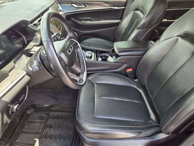 Used 2021 Jeep Grand Cherokee L Limited RWD image 12