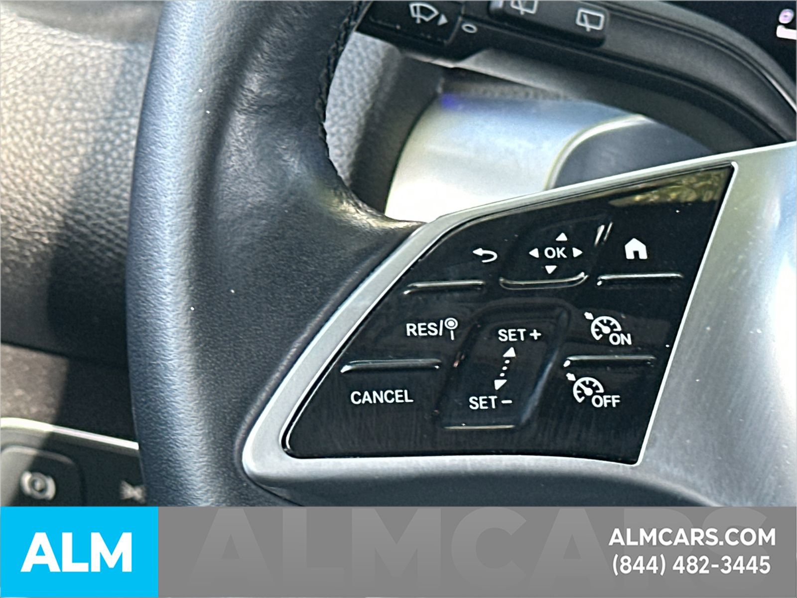 Used 2025 Mercedes-Benz GLB 250 image 30
