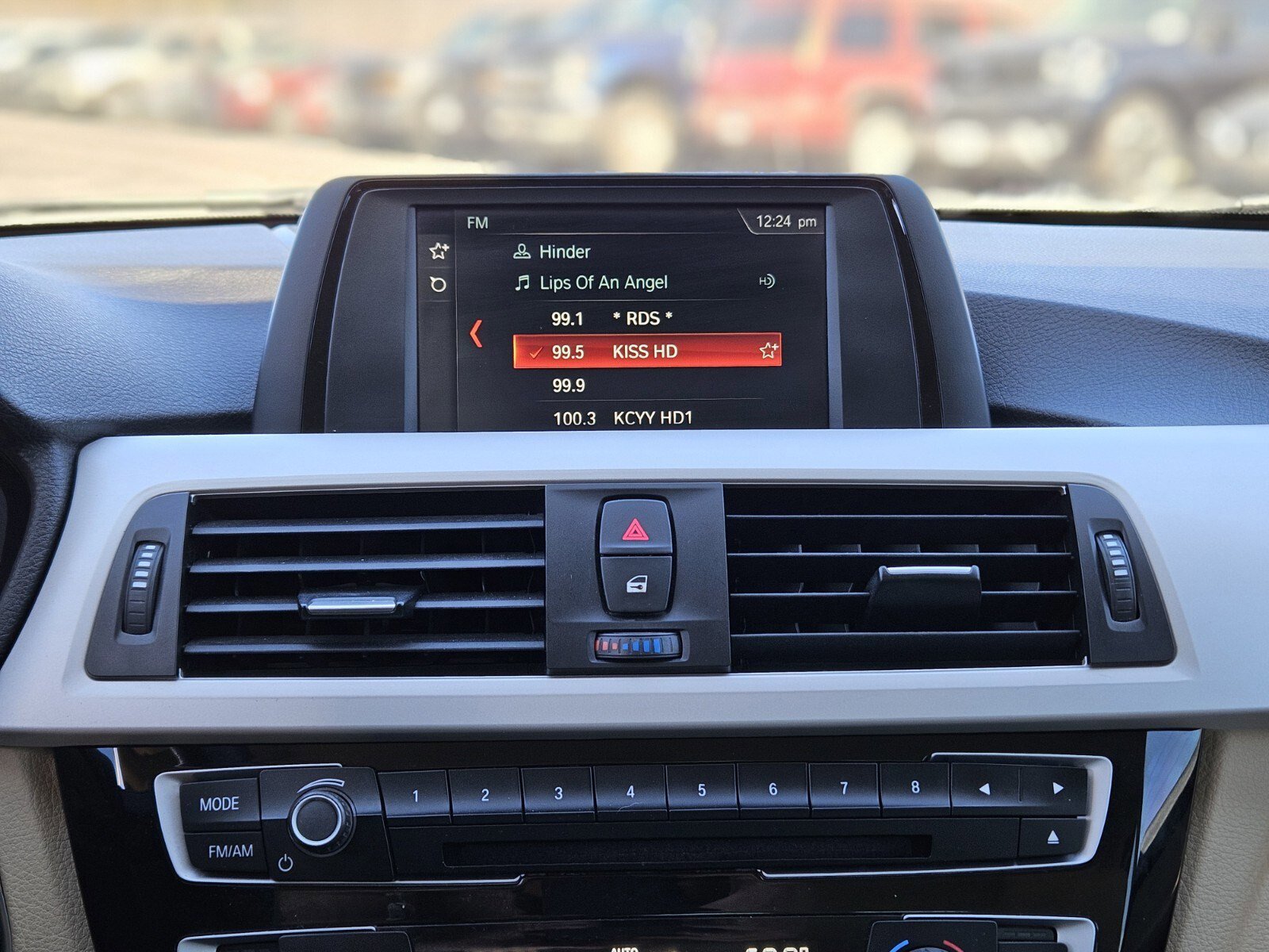 Used 2018 BMW 320i Sedan image 21