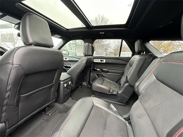 Certified 2022 Ford Explorer ST-Line image 18