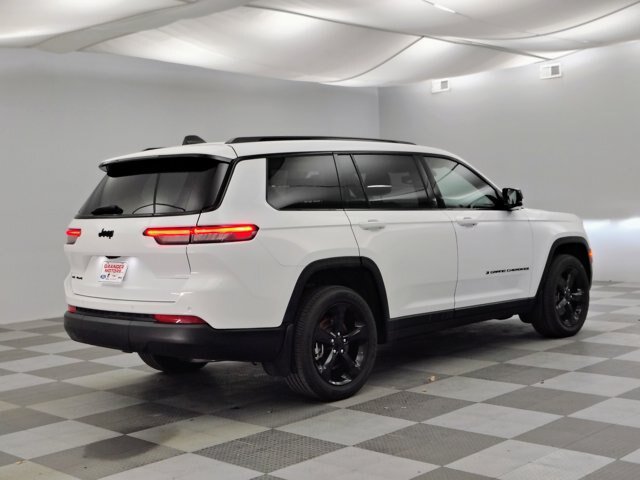Used 2023 Jeep Grand Cherokee L Laredo AWD/4WD image 10