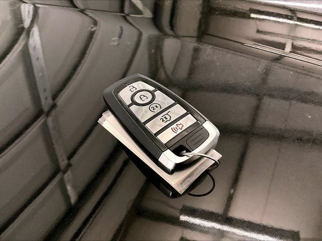 Certified 2022 Ford Escape SE w/ Convenience Package AWD/4WD image 9
