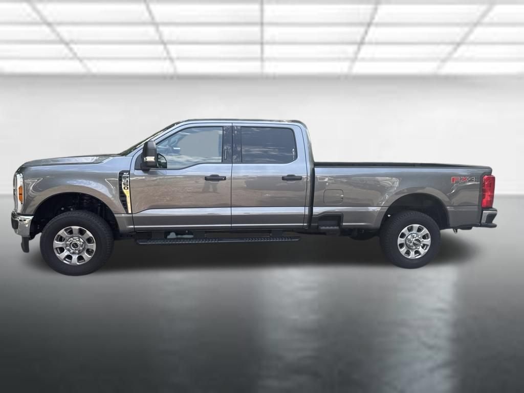 Certified 2024 Ford F350 XLT w/ FX4 Off-Road Package AWD/4WD image 2