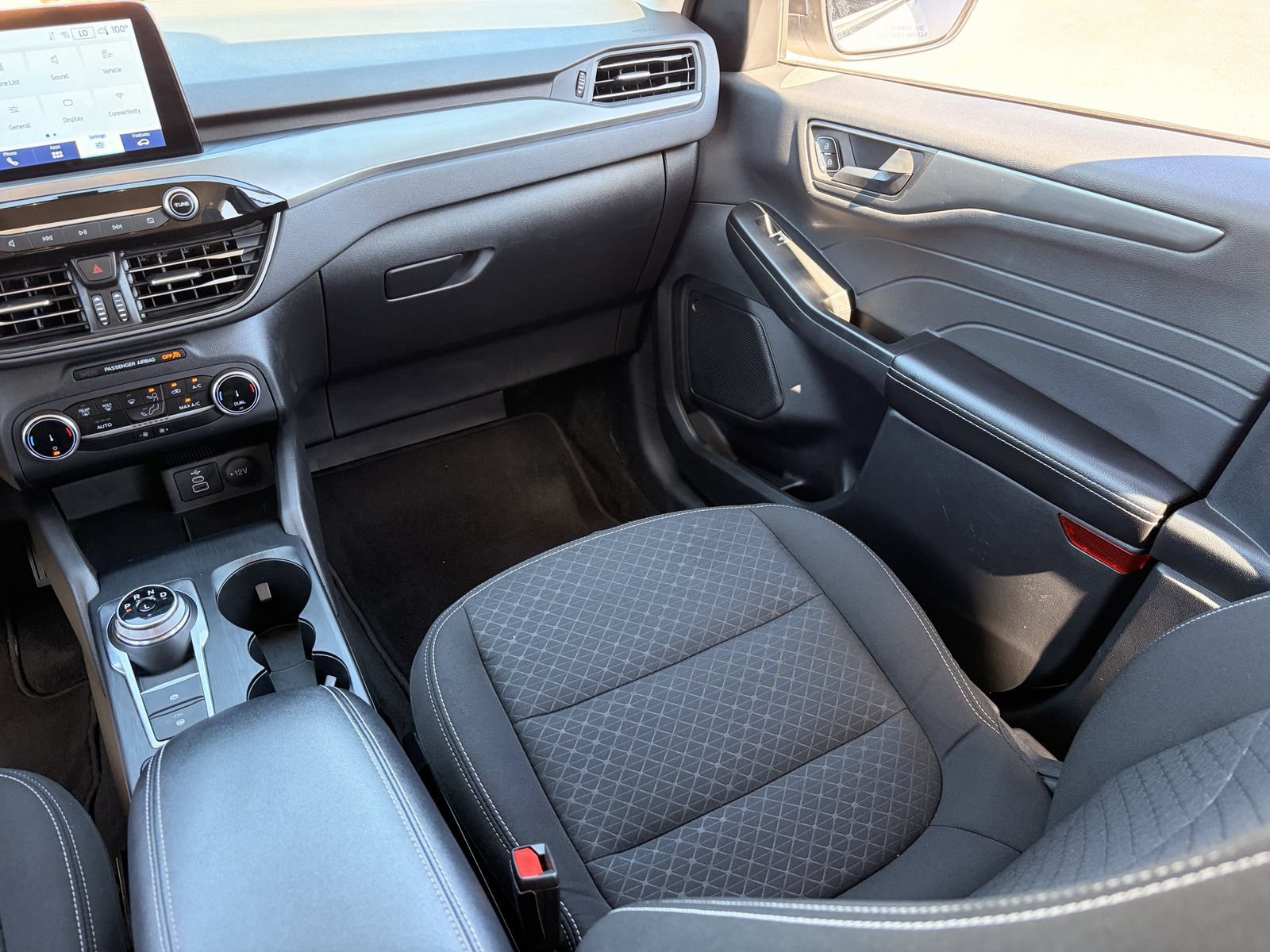 Certified 2025 Ford Escape Active AWD/4WD image 16