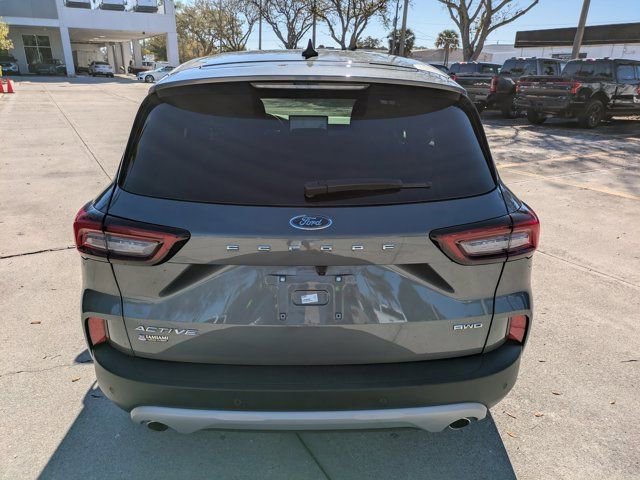 Certified 2023 Ford Escape Active w/ Tech Pack #2 image 3