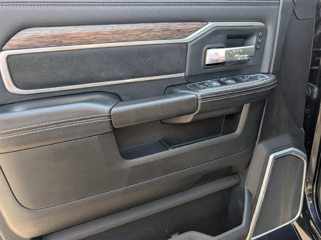 Used 2020 RAM 2500 Laramie AWD/4WD image 30
